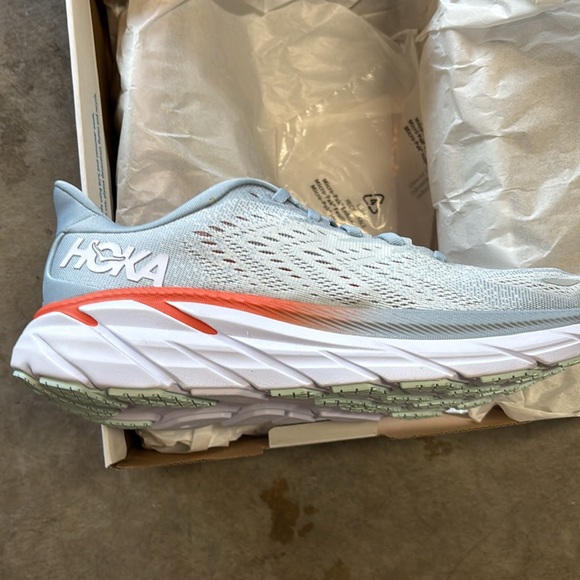 Hoka Women's Clifton 8 - Picture 2 of 2